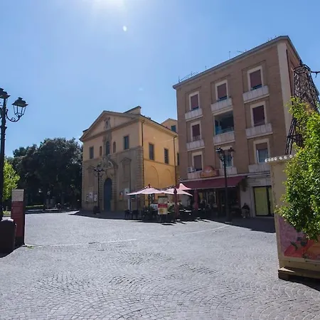Ducale In Piazza Del Popolo A * Pesaro